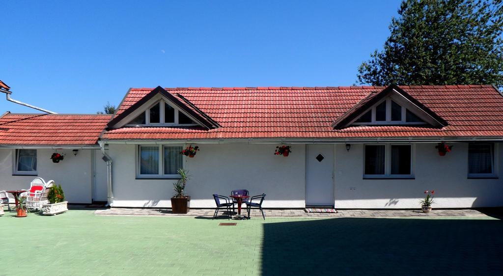 אוגולין Apartments Jurasic מראה חיצוני תמונה