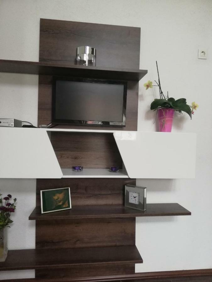 אוגולין Apartments Jurasic מראה חיצוני תמונה